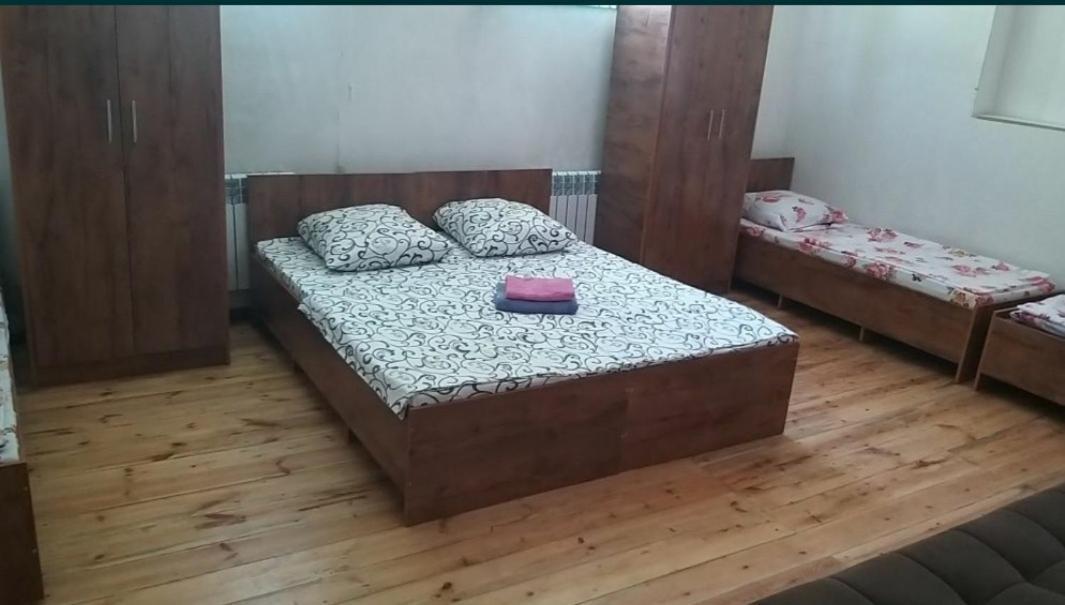 Guest House 777 Turkistan 외부 사진