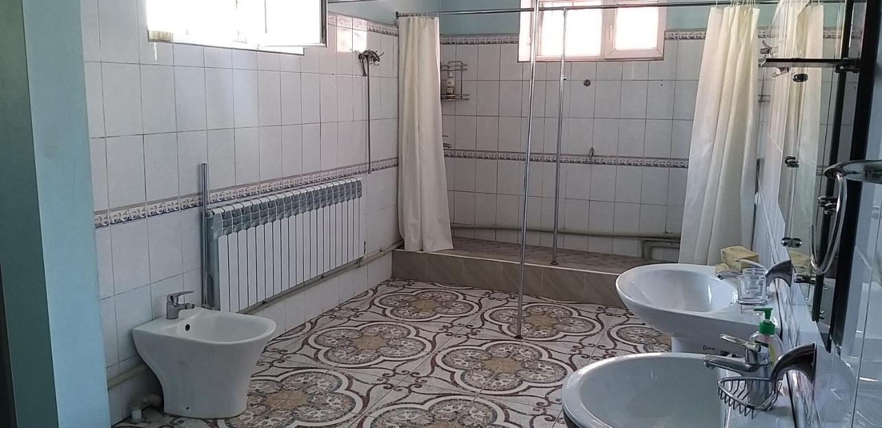 Guest House 777 Turkistan 외부 사진